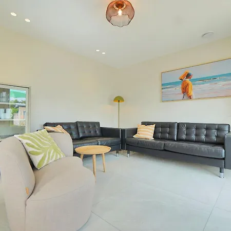 Дом отдыха Zon - Zee - Каллантсог